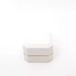 asscher ring box white