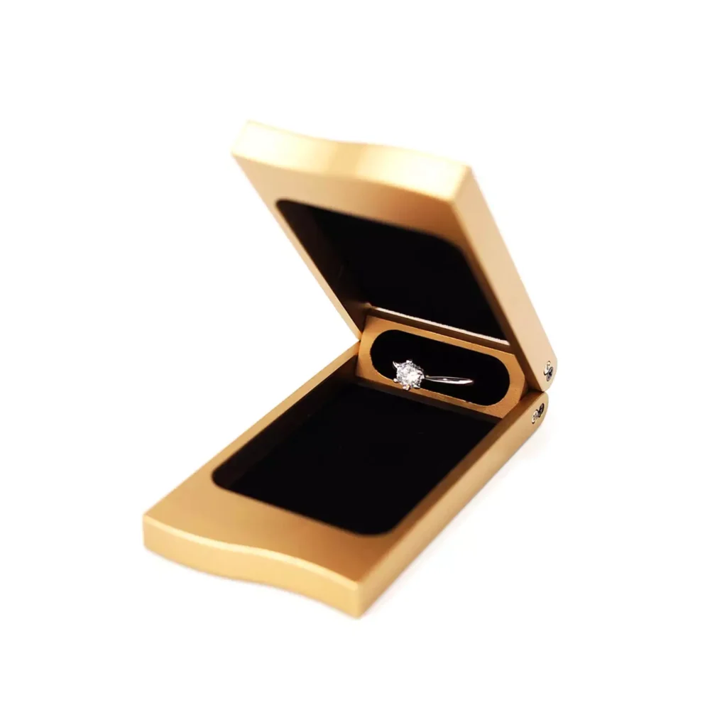 fritz ring box gold opening