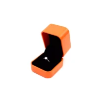 Stella Ring Box in orange side view opening