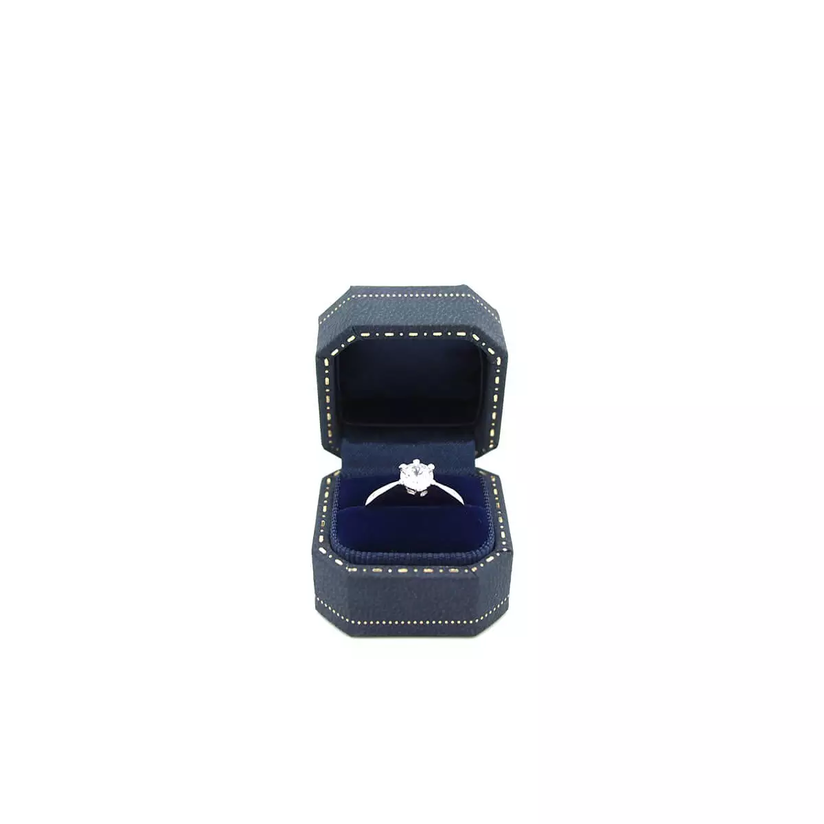 kaia ring box in blue opening