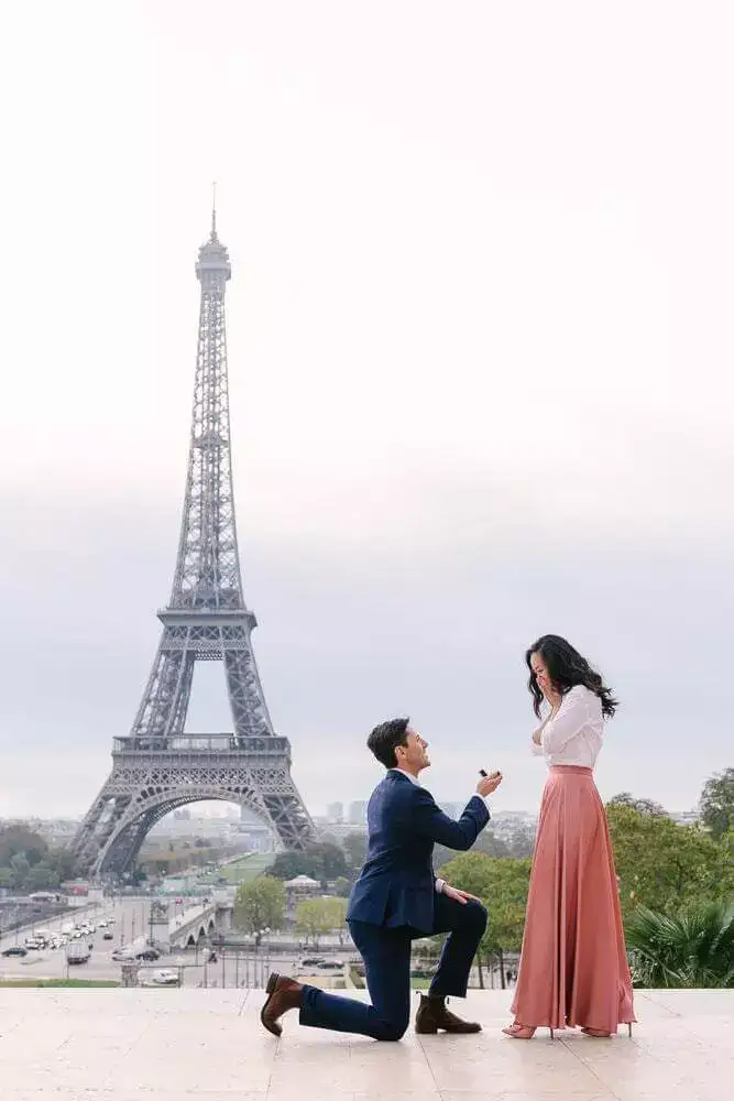 wedding proposal in paris