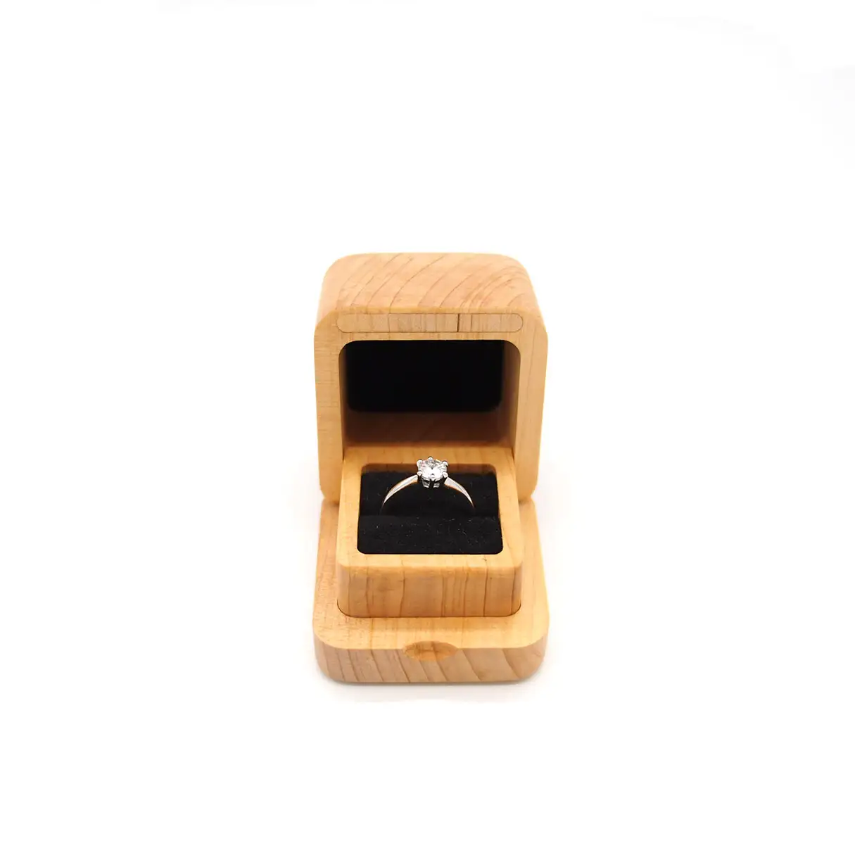bexley ring box in khaki brown opening