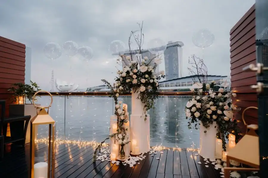 fullerton bay hotel singapore wedding proposal