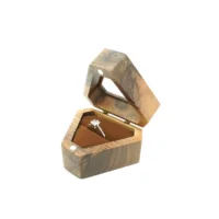 Zephyr-ring-box-12